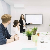 Surpass the Ordinary: Successful Presentations with AV Equipment